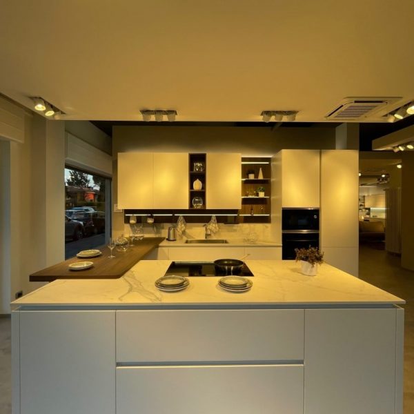 84715557-63DA-4F5D-9DAA-A13053E2678B